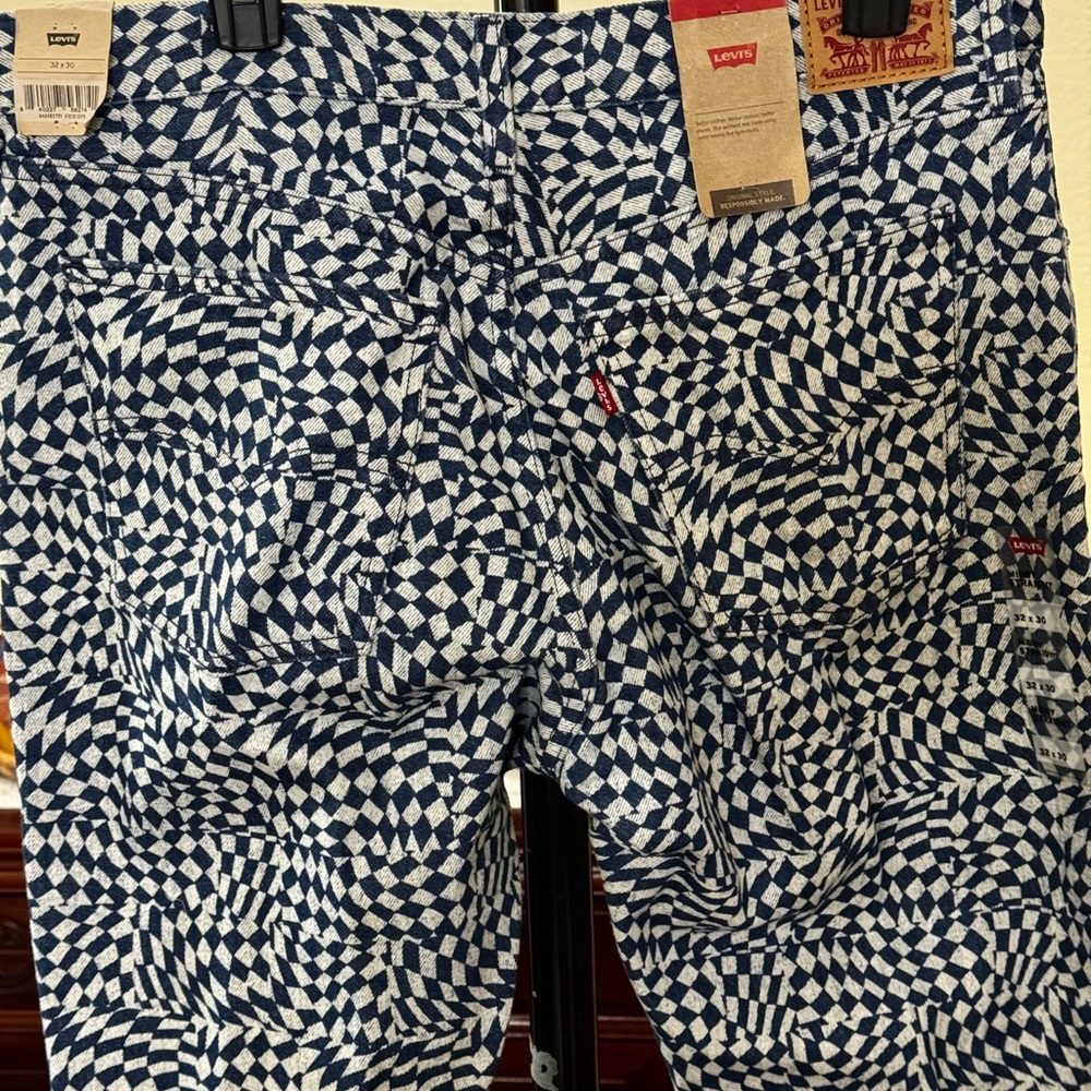 LEVIS -patterned jeans - Picture 2 of 4